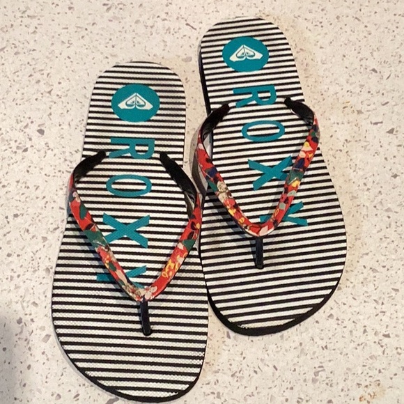 Women’s Roxy Flip-flops - Picture 1 of 3